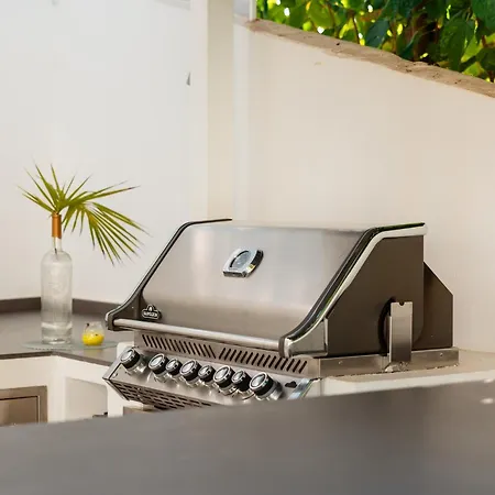 Hébergement de vacances Marbella, Costabella - Beachfront With Heated Pool Marbellac