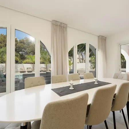 Marbella, Costabella - Beachfront With Heated Pool Marbellac