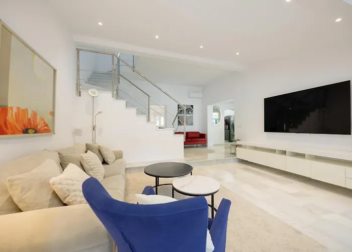 Hébergement de vacances Marbella, Costabella - Beachfront With Heated Pool *