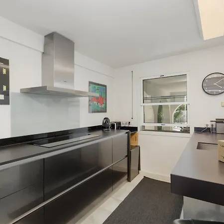 Nyaraló Marbella, Costabella - Beachfront With Heated Pool *