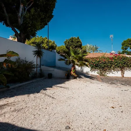 Marbella, Costabella - Beachfront With Heated Pool *