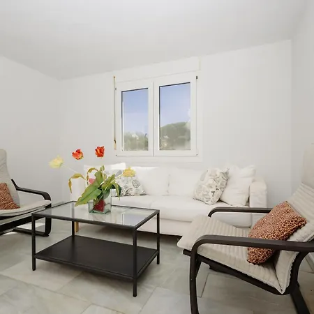 Marbella, Costabella - Beachfront With Heated Pool *