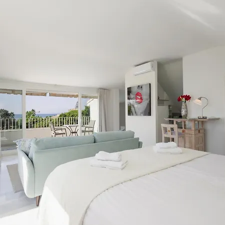 Villa Oceano - Un Refugio A Pie De Playa, Con Piscina Climatizada Y Jacuzzi, En Costabellla, Marbella