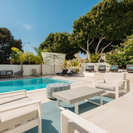 Marbella, Costabella - Beachfront With Heated Pool