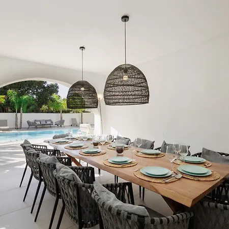 6 Bedroom Villa, With Heated Pool And Sea Views, Next To The Of Costabella Будинок відпочинку
