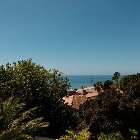 Marbella, Costabella - Beachfront With Heated Pool *