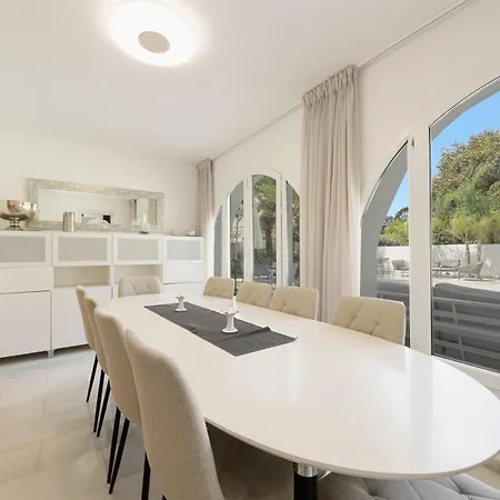 Marbella, Costabella - Beachfront With Heated Pool Marbella