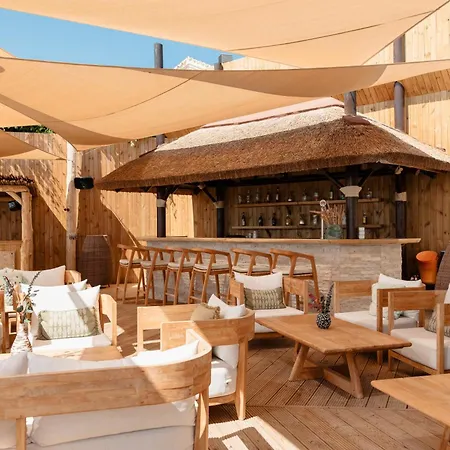 Dom wakacyjny Marbella, Costabella - Beachfront With Heated Pool *