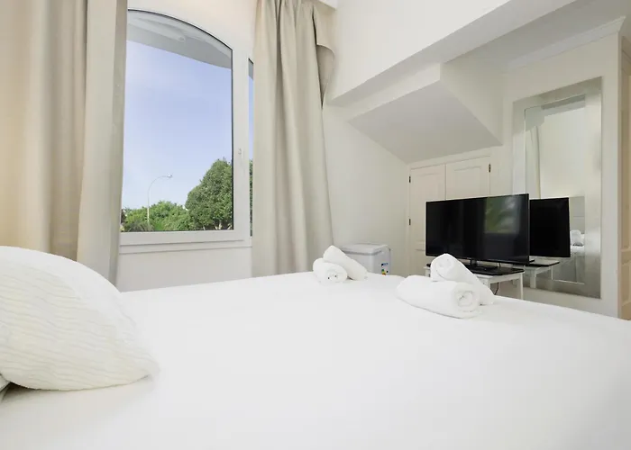 Marbella, Costabella - Beachfront With Heated Pool Holiday home