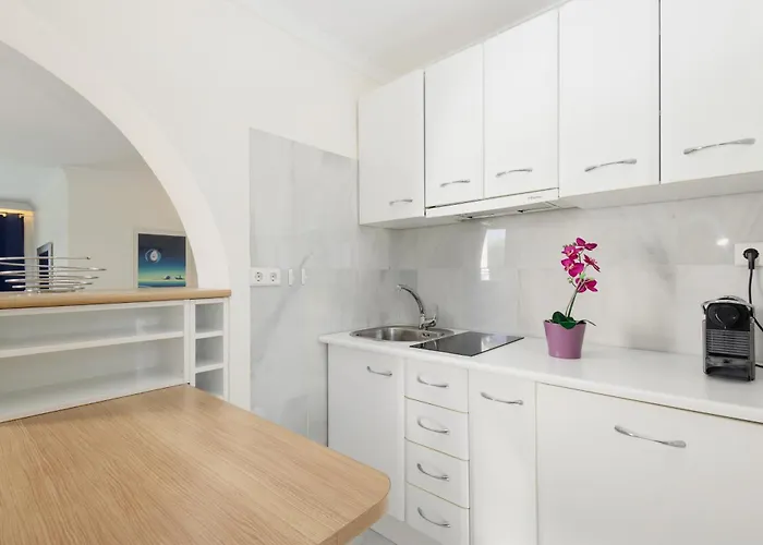 Marbella, Costabella - Beachfront With Heated Pool *