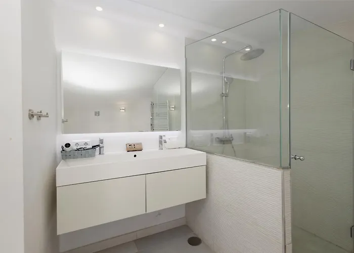 Dom wakacyjny Marbella, Costabella - Beachfront With Heated Pool Marbella