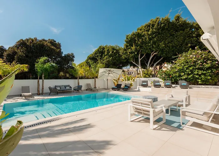 Marbella, Costabella - Beachfront With Heated Pool Marbella