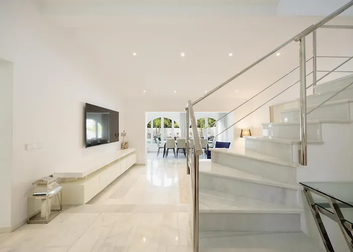 Marbella, Costabella - Beachfront With Heated Pool
