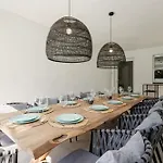 Будинок відпочинку Marbella, Costabella - Beachfront With Heated Pool Марбелья